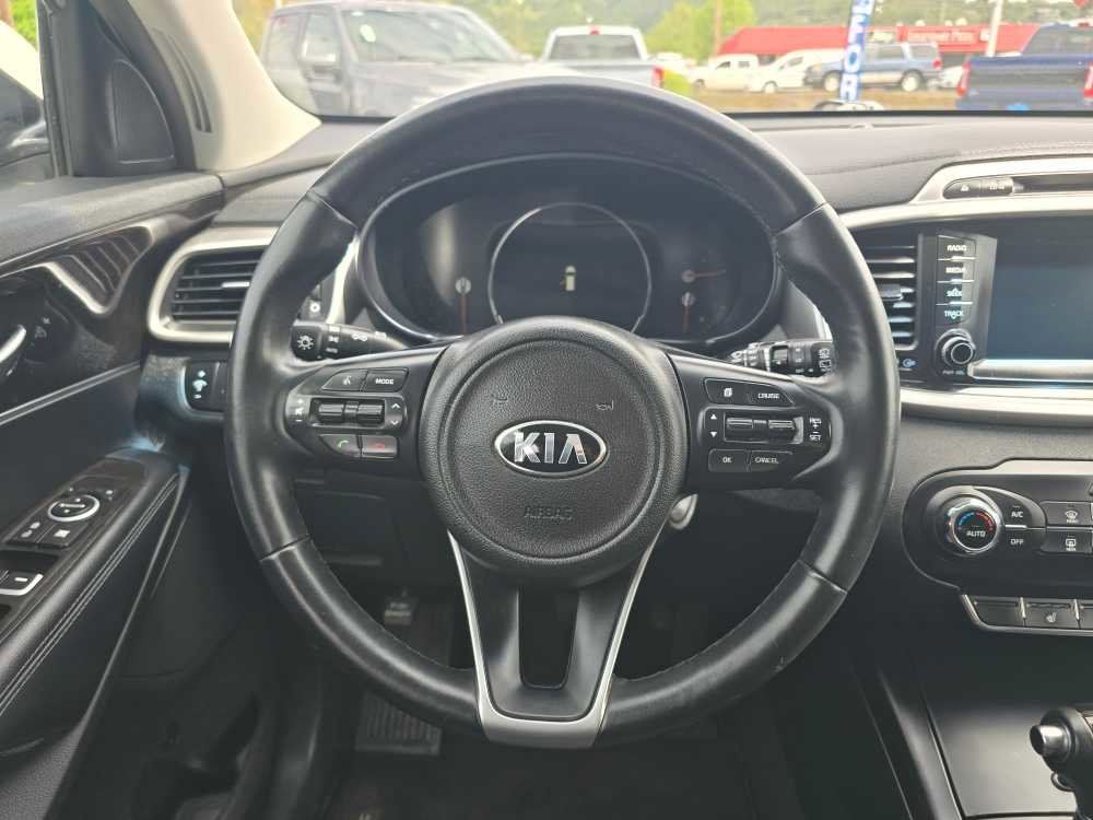 Used 2018 Kia Sorento LX w/ LX V6 Convenience Package AWD/4WD image 11