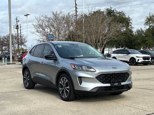 Certified 2022 Ford Escape SE w/ SE Sport Appearance Package image 7