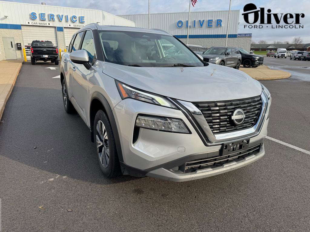 Used 2023 Nissan Rogue SV w/ SV Premium B Package AWD/4WD image 1