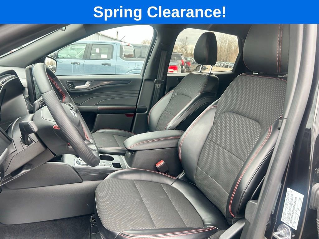 Certified 2024 Ford Escape ST-Line w/ Tech Pack #1 AWD/4WD image 17