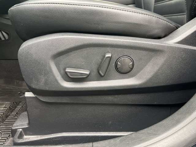Certified 2024 Ford Edge SEL w/ Convenience Package AWD/4WD image 11