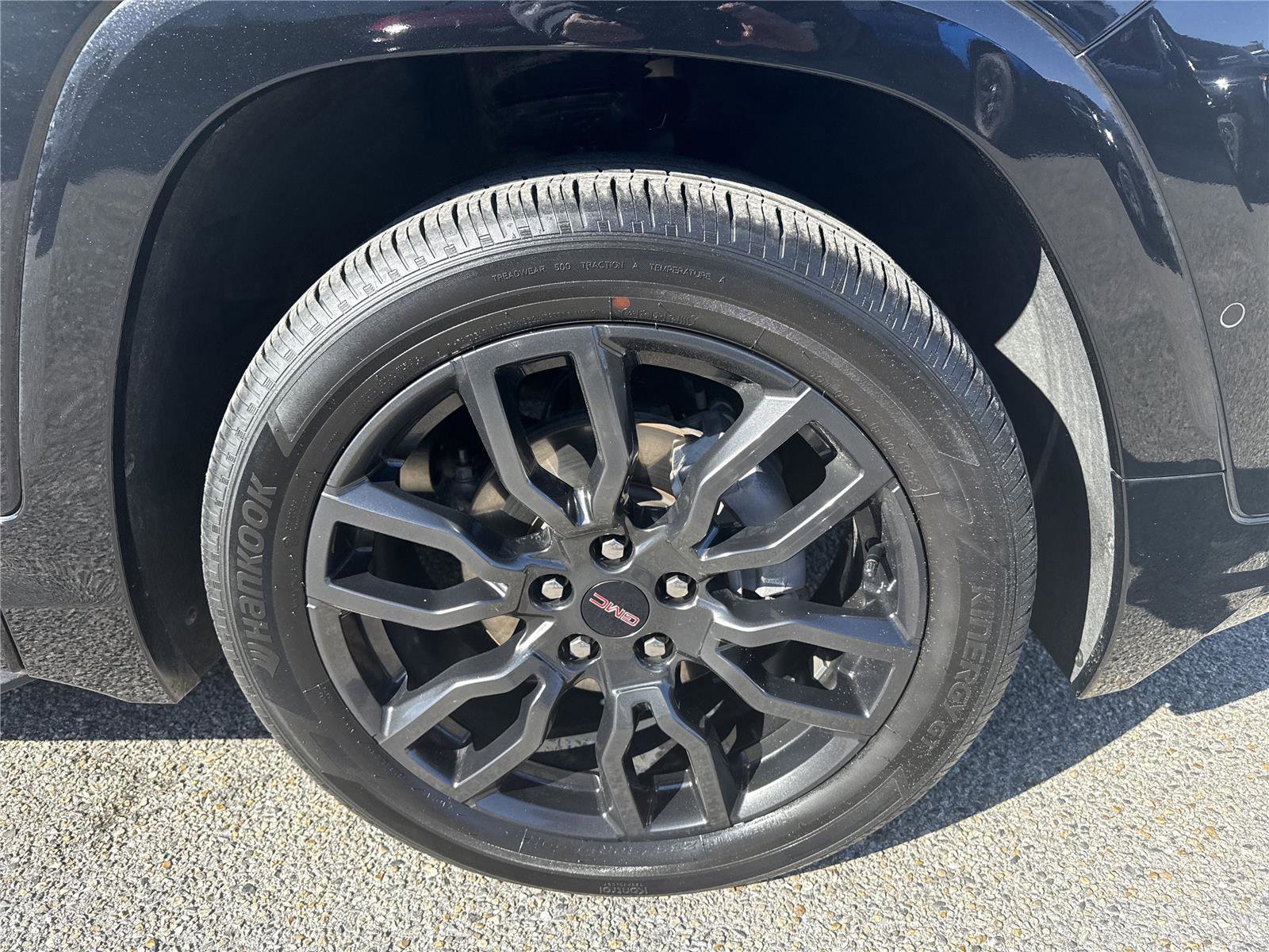 Used 2022 GMC Terrain Denali w/ Black Diamond Edition image 19