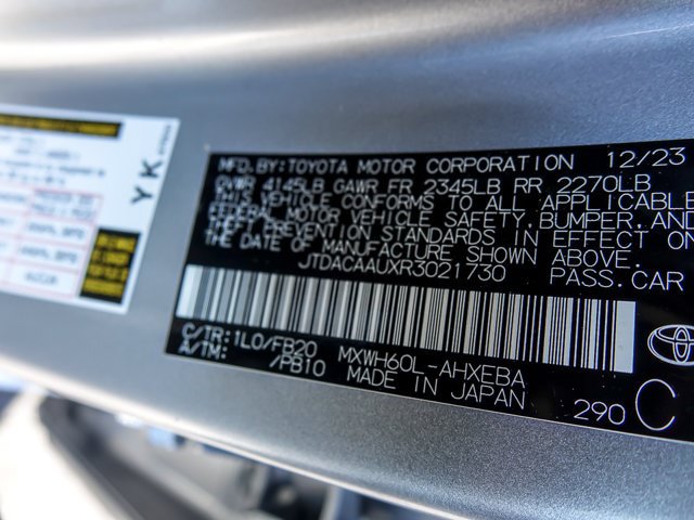 Used 2024 Toyota Prius LE FWD image 29