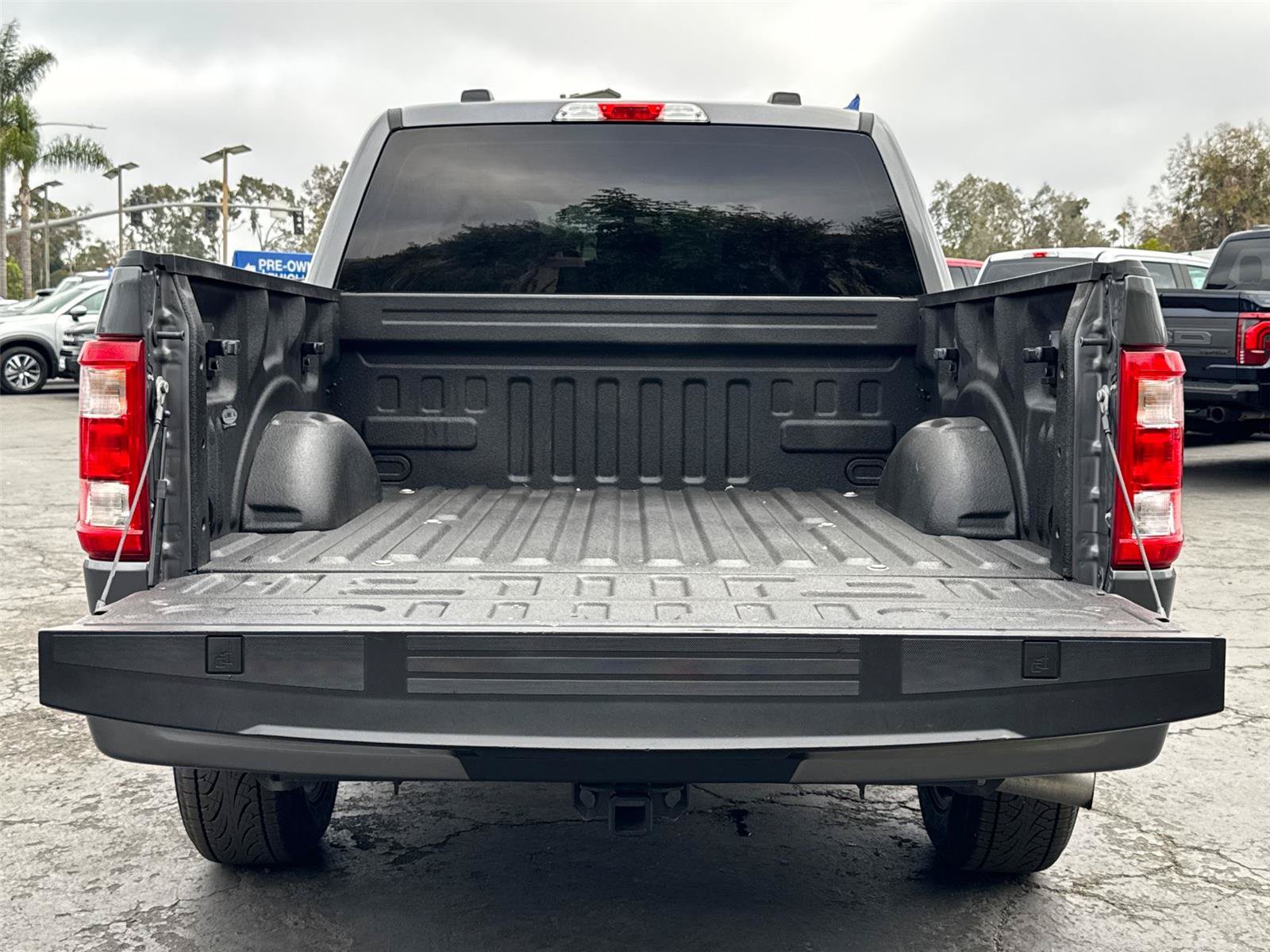 Certified 2022 Ford F150 XL w/ STX Black Appearance Package RWD image 11