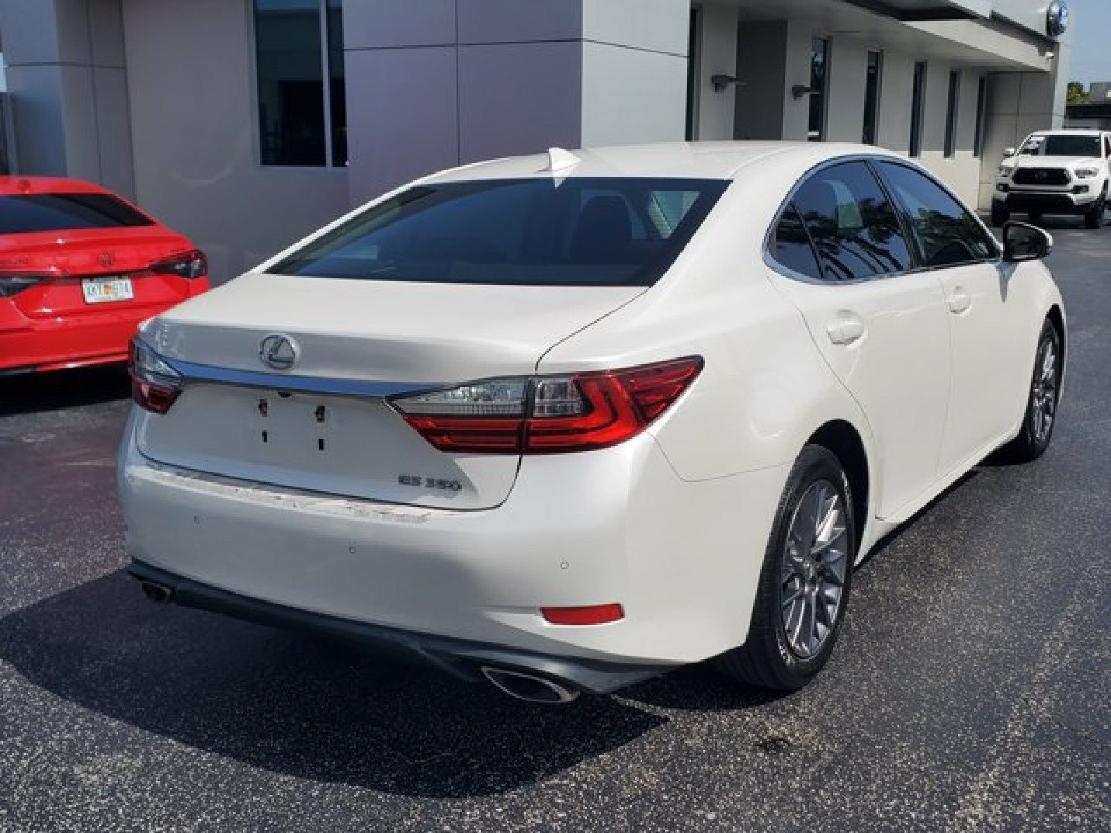 Used 2018 Lexus ES 350 w/ Premier Package FWD image 7