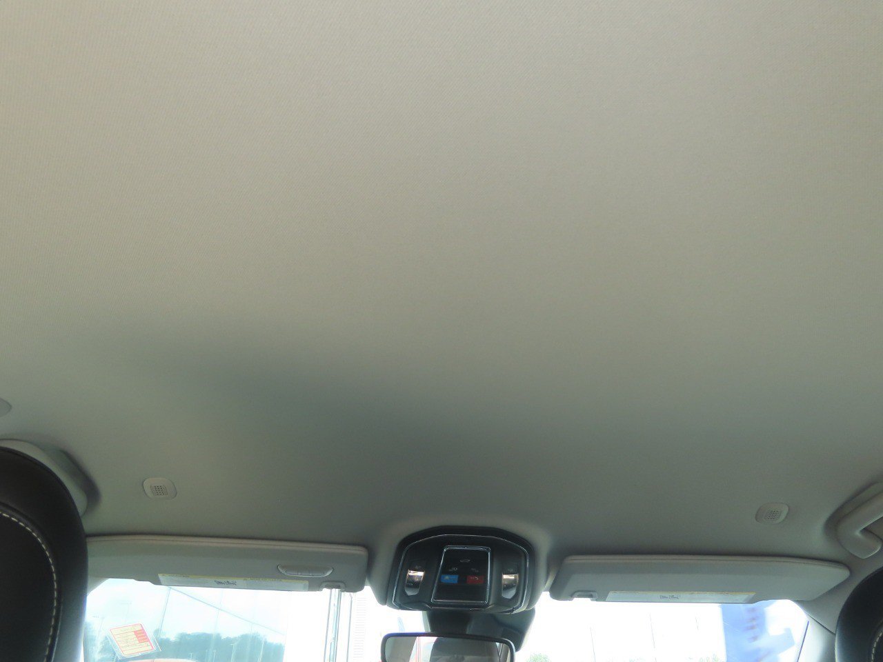 Used 2024 Jeep Grand Cherokee Limited AWD/4WD image 22
