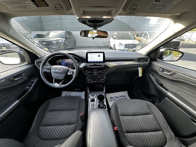 Certified 2023 Ford Escape Active AWD/4WD image 3