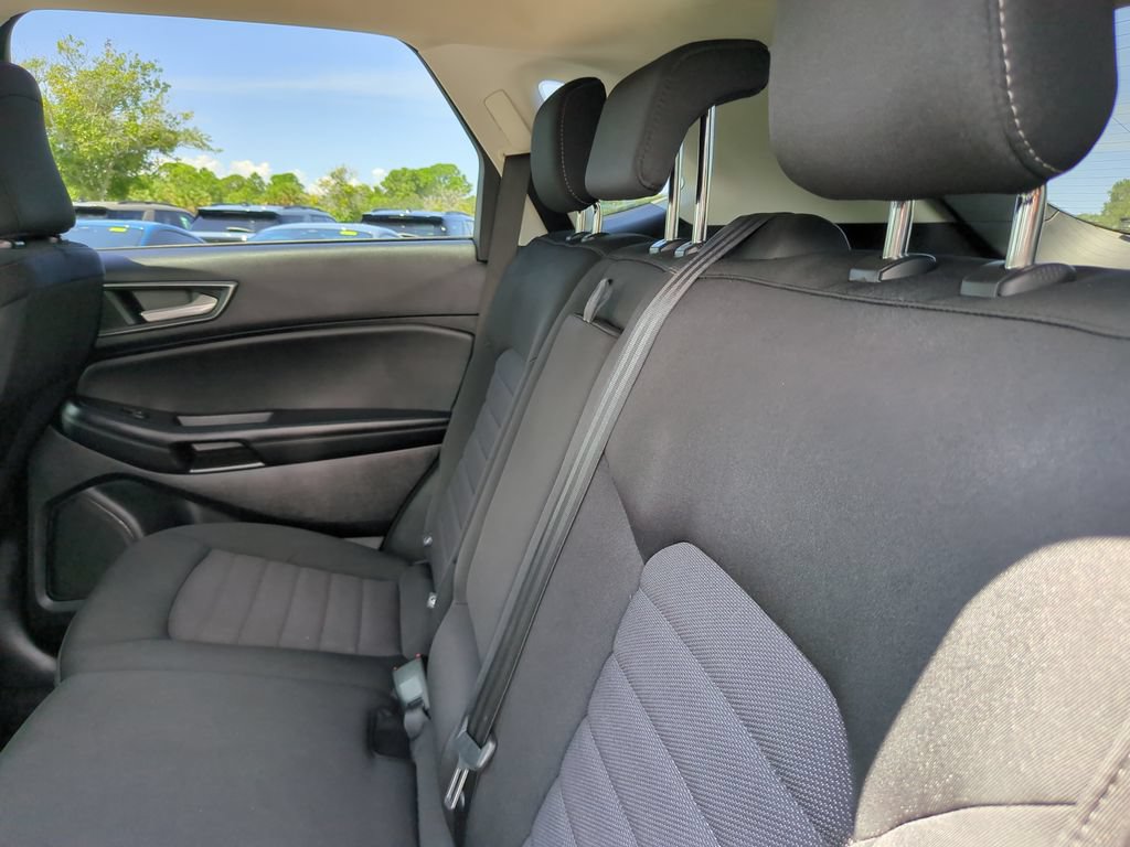 Certified 2022 Ford Edge SE w/ Black Appearance Package AWD/4WD image 20