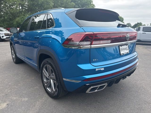 Used 2024 Volkswagen Atlas Cross Sport SEL R-Line AWD/4WD image 3