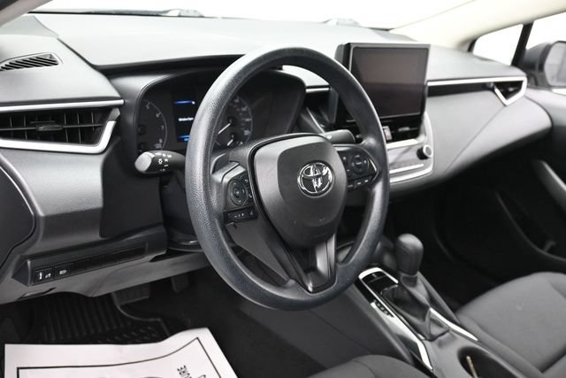 Used 2024 Toyota Corolla LE FWD image 15
