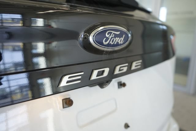 Certified 2022 Ford Edge SEL w/ Convenience Package AWD/4WD image 12