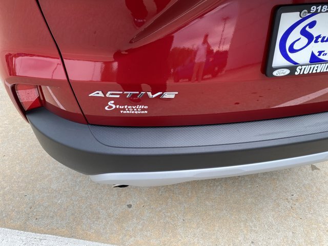 Certified 2025 Ford Escape Active w/ Cold Weather Package AWD/4WD image 4