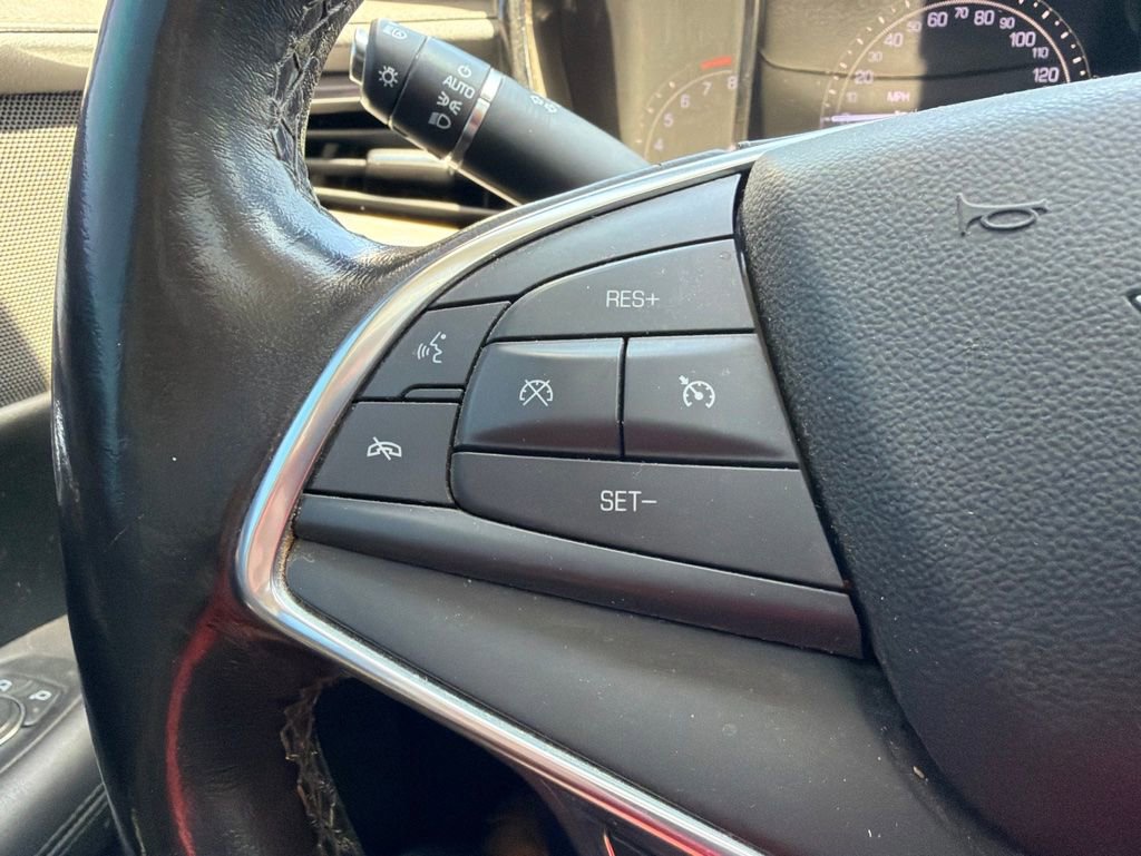 Used 2018 Cadillac XT5 Premium Luxury AWD/4WD image 14