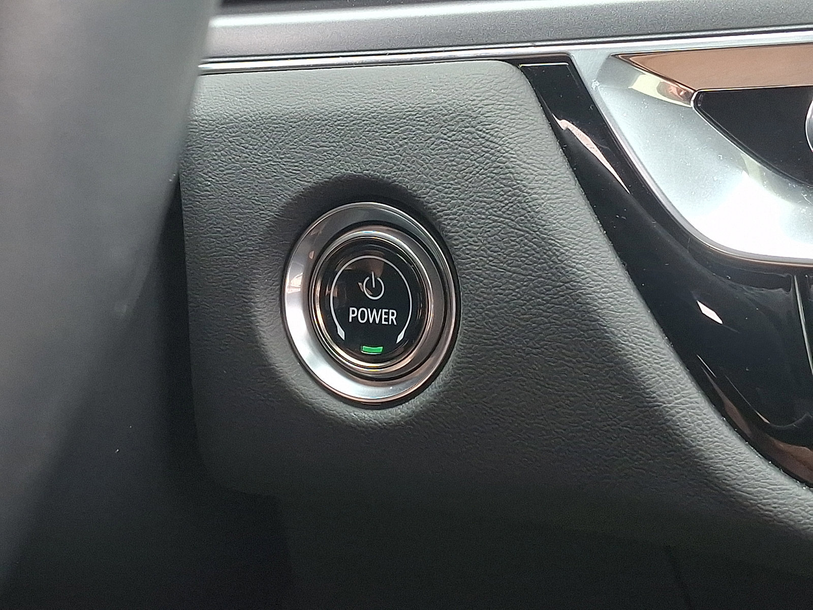 Used 2024 Cadillac Lyriq Tech w/ Driver Assist Package image 30