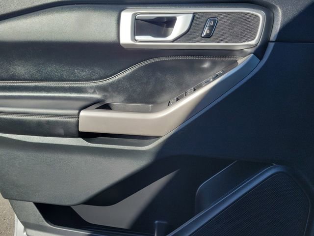 Certified 2023 Ford Explorer XLT w/ Equipment Group 202A image 21