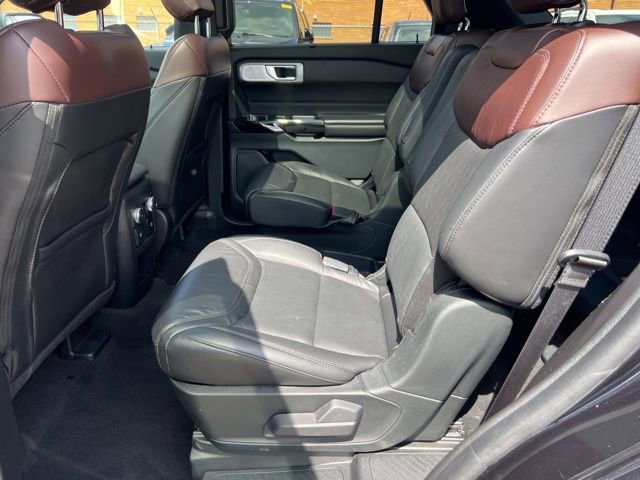 Certified 2021 Ford Explorer Platinum w/ Equipment Group 601A AWD/4WD image 25