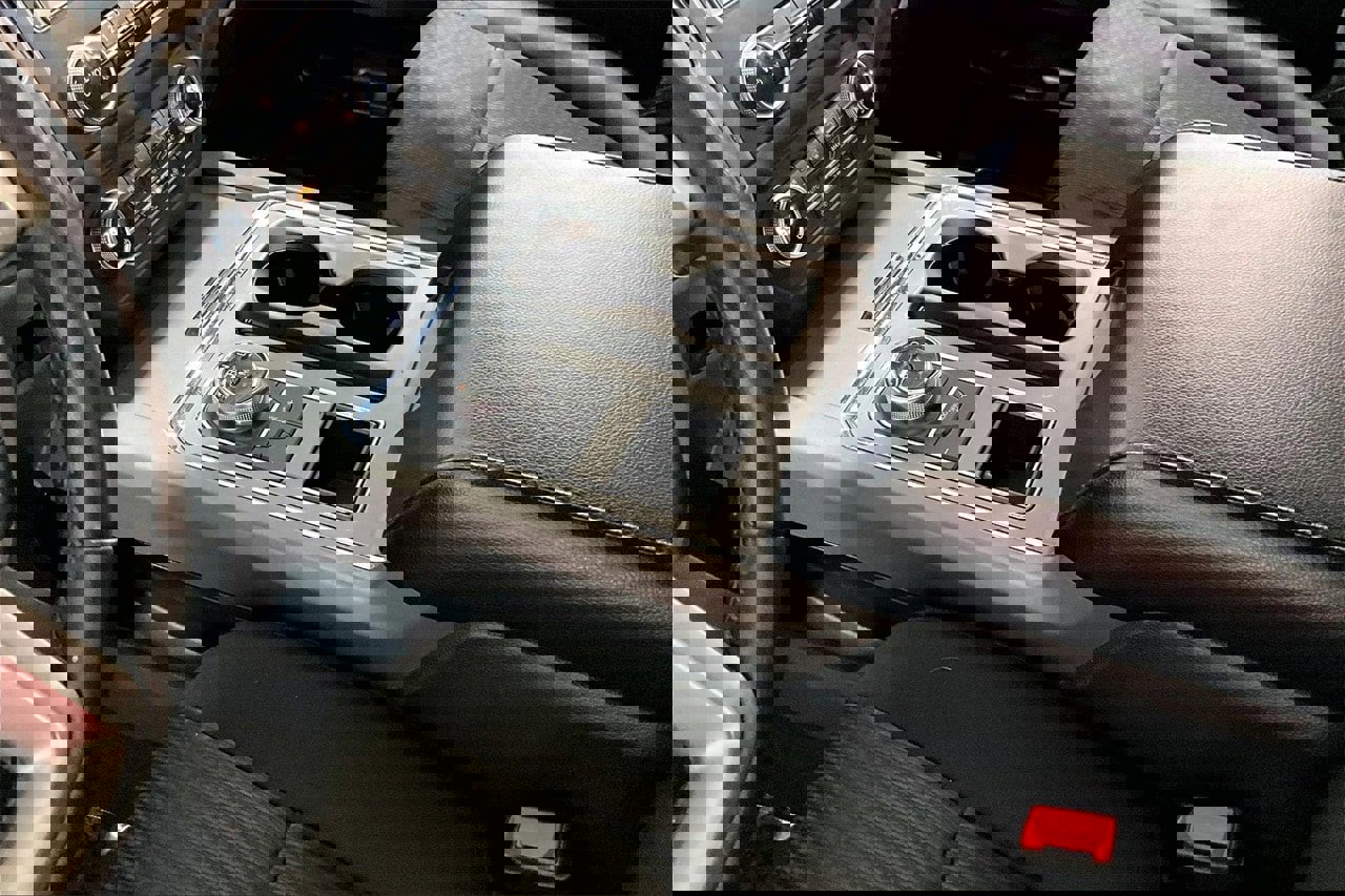 Certified 2021 Ford Expedition XLT image 18