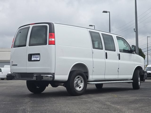 Used 2025 Chevrolet Express 2500 w/ Driver Convenience Package RWD image 11