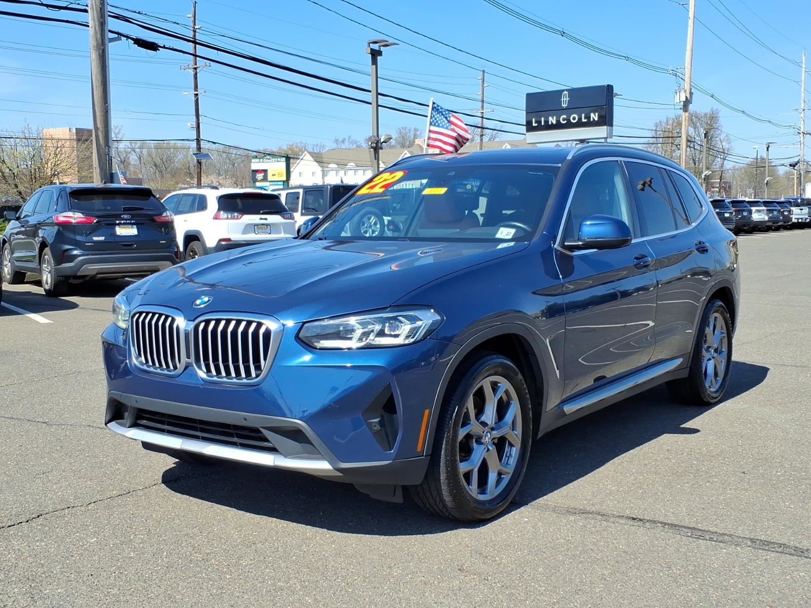 Used 2022 BMW X3 xDrive30i w/ Premium Package 2 AWD/4WD image 3