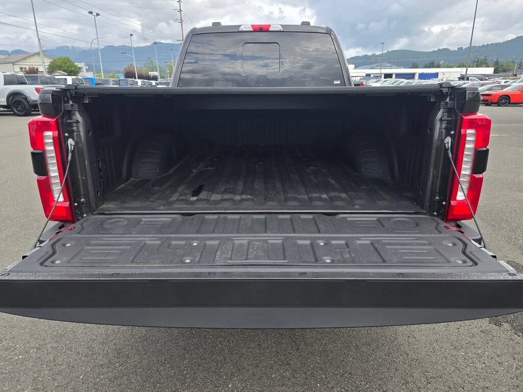 Certified 2024 Ford F250 Lariat w/ Black Appearance Package AWD/4WD image 15
