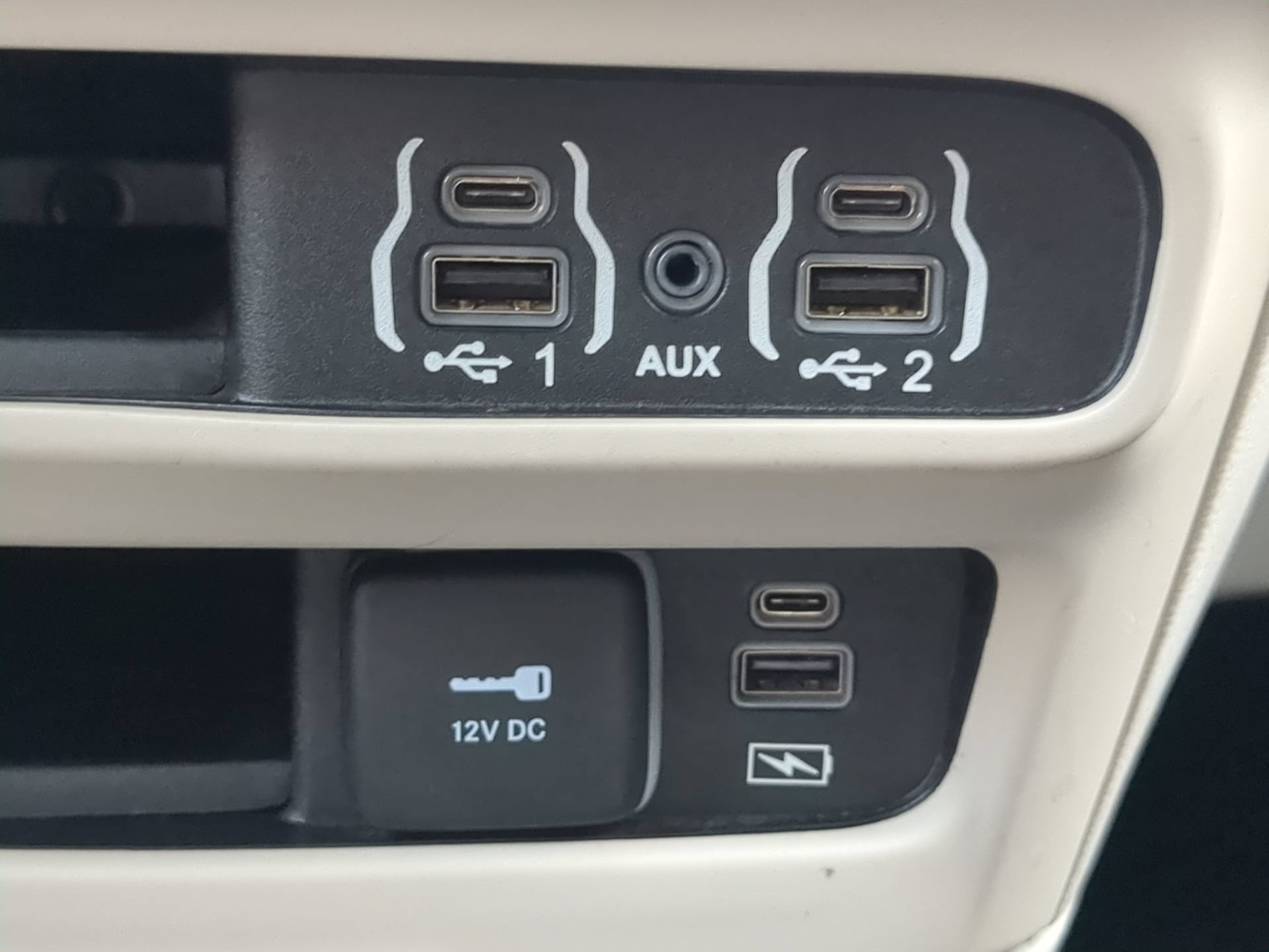 Used 2022 Chrysler Pacifica Touring-L FWD image 60