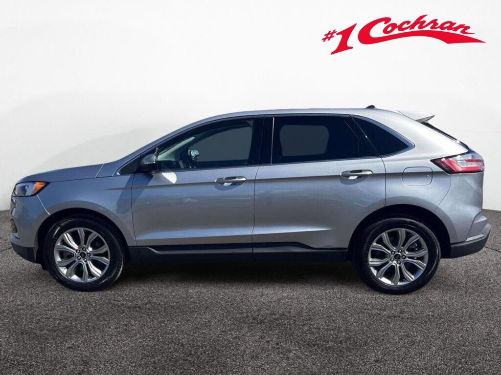 Certified 2024 Ford Edge Titanium AWD/4WD image 11