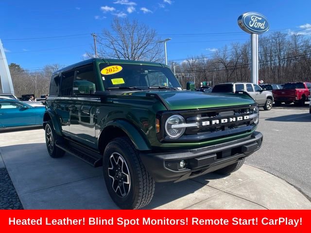 Certified 2025 Ford Bronco Outer Banks AWD/4WD image 1