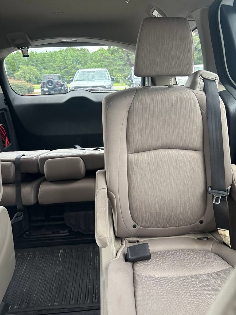 Used 2019 Honda Odyssey EX image 8