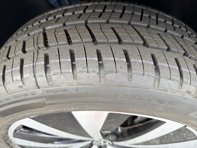 Used 2022 Volkswagen Taos SE image 29