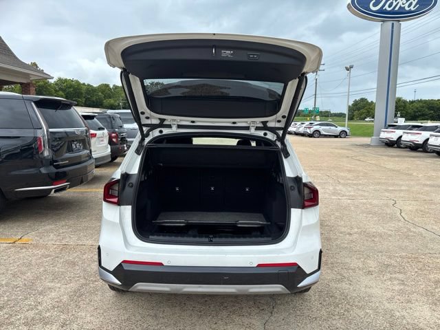Used 2025 BMW X1 xDrive28i AWD/4WD image 10