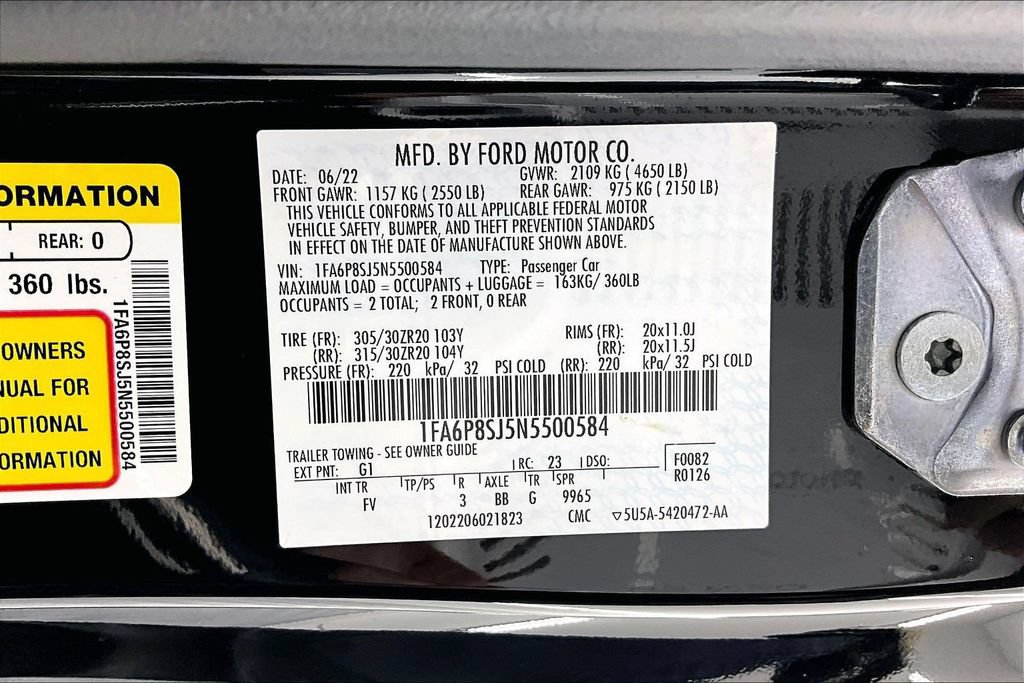 Certified 2022 Ford Mustang Shelby GT500 w/ Carbon Fiber Track Pack RWD image 32