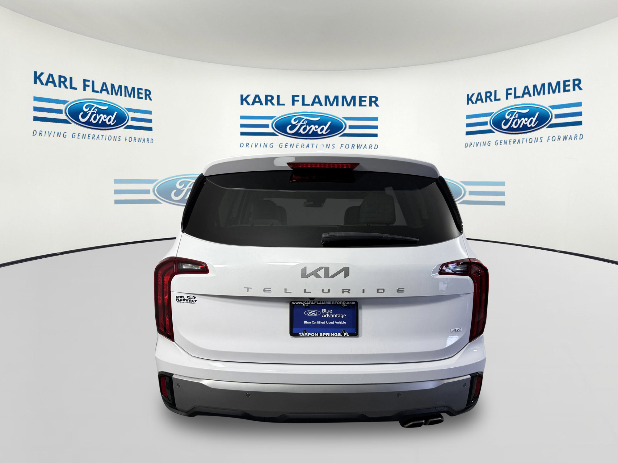 Used 2023 Kia Telluride S image 4