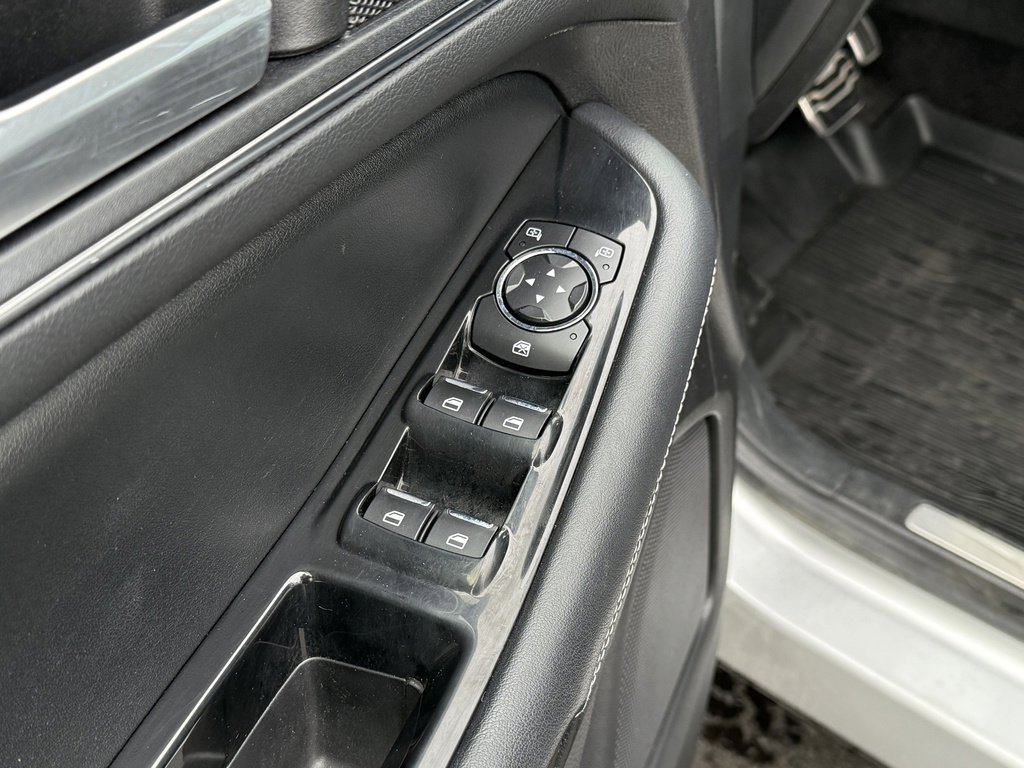 Certified 2017 Ford Edge Sport w/ Technology Package image 17