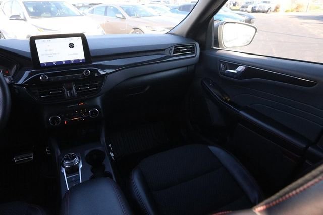 Certified 2024 Ford Escape ST-Line image 24