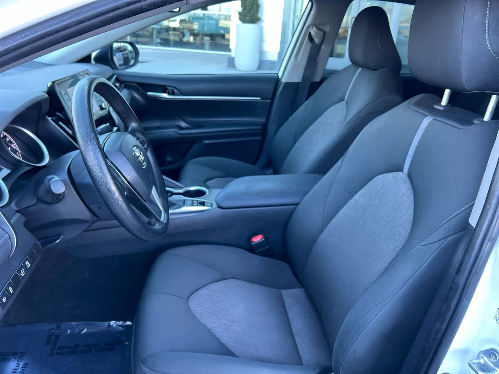 Used 2023 Toyota Camry LE image 29