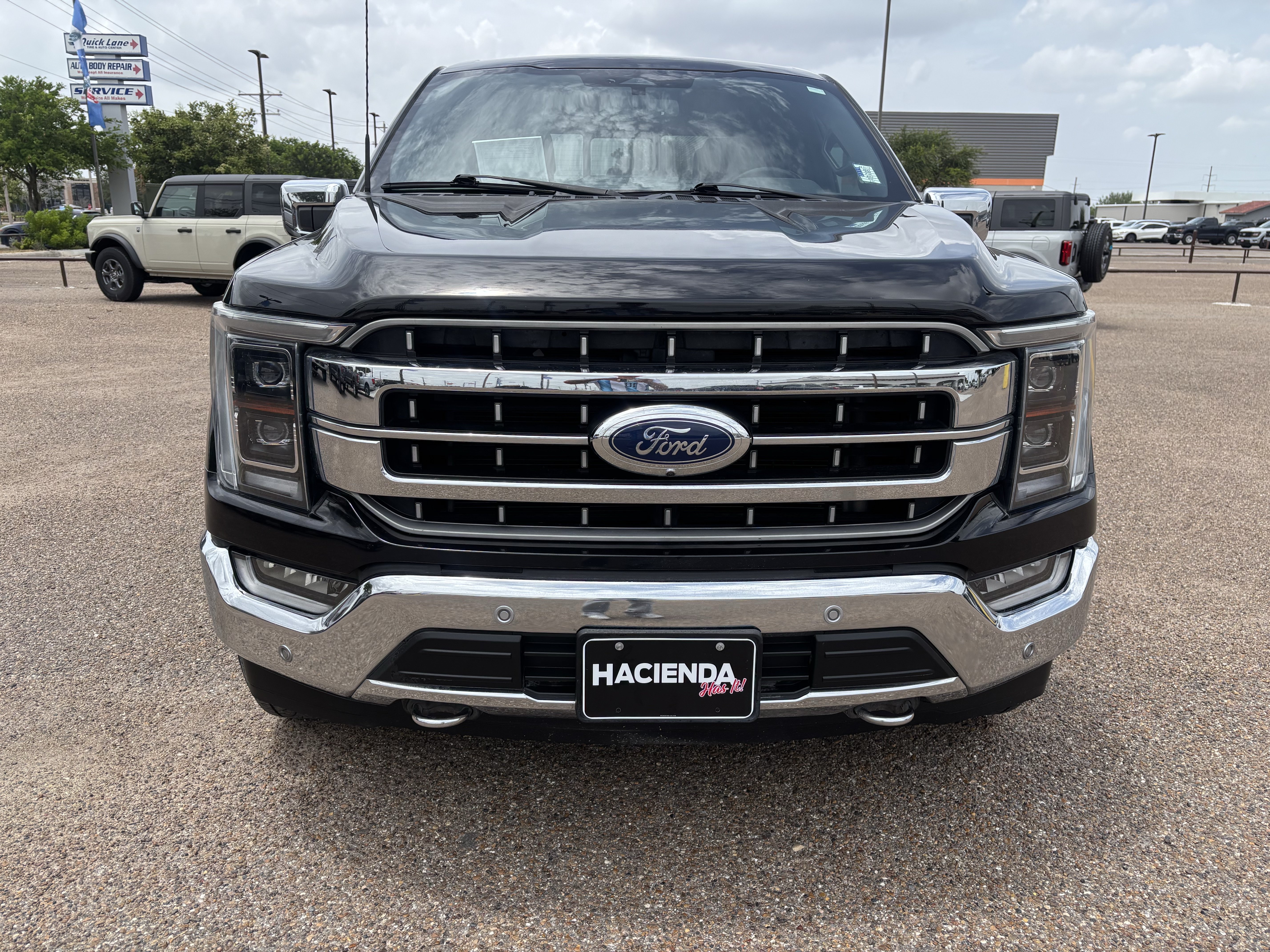 Certified 2023 Ford F150 Lariat w/ Equipment Group 502A High AWD/4WD image 11