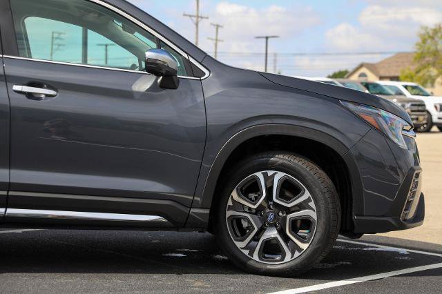 Used 2023 Subaru Ascent Touring AWD/4WD image 6
