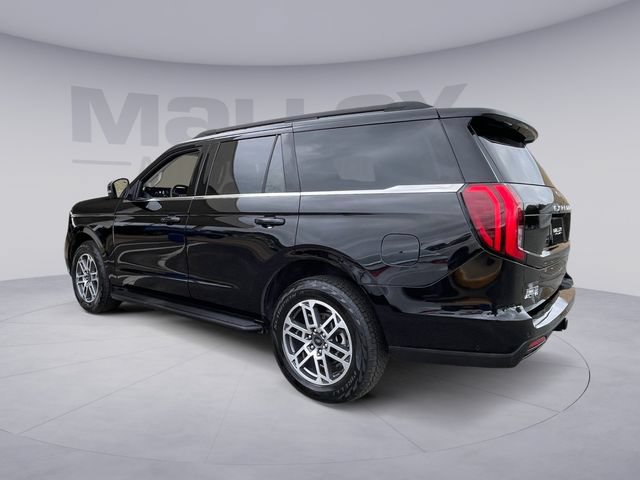 Certified 2025 Ford Expedition Active AWD/4WD image 3