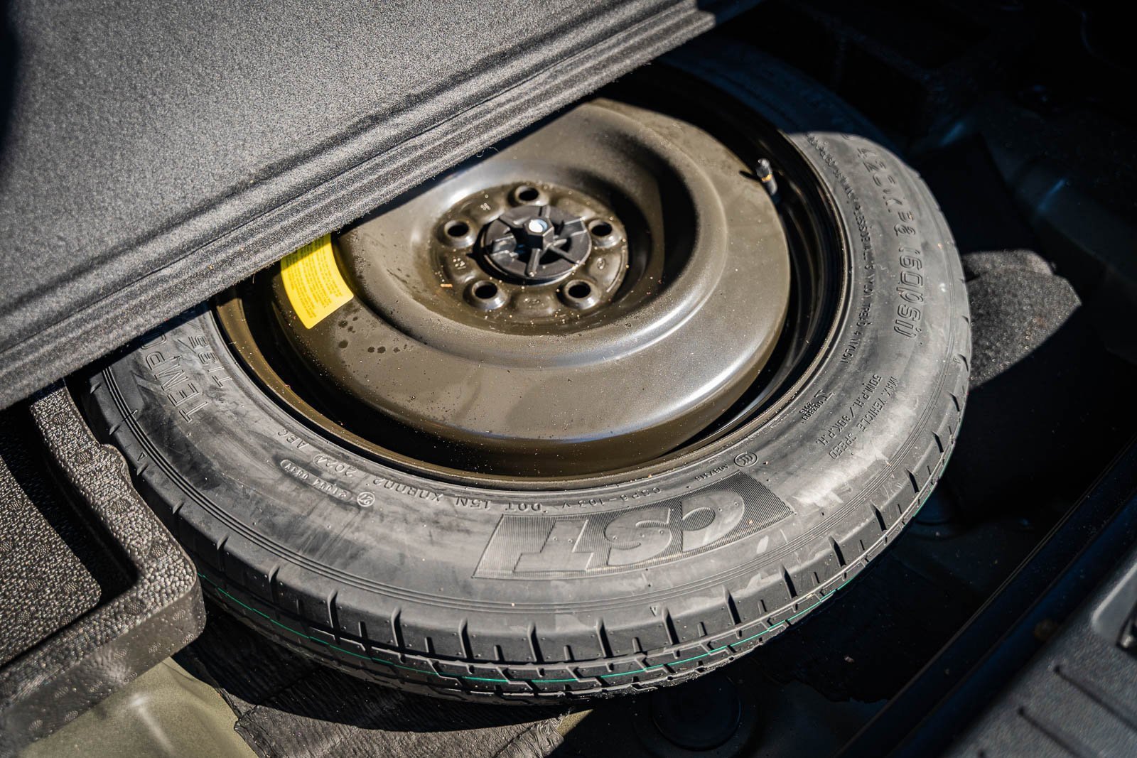 Used 2025 Kia Sportage EX image 15