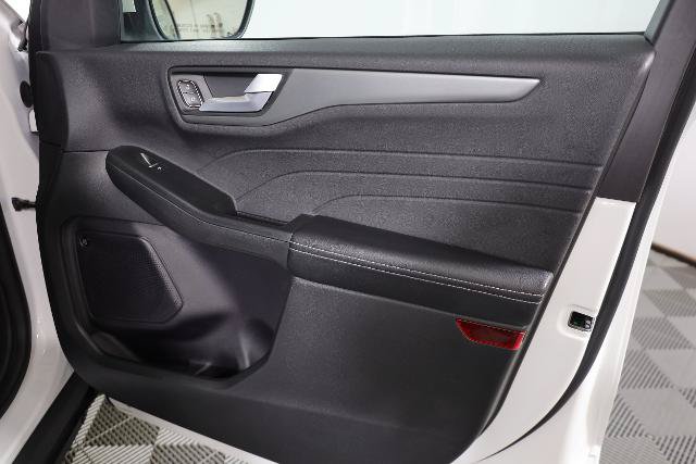 Certified 2023 Ford Escape Active AWD/4WD image 30
