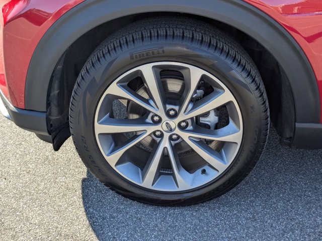 Certified 2025 Ford Explorer Platinum w/ Ultimate Package image 13