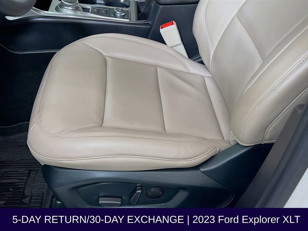 Certified 2023 Ford Explorer XLT w/ Equipment Group 202A image 25