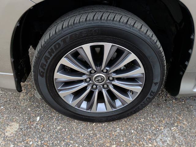Used 2021 Lexus GX 460 Luxury w/ Off Road Package AWD/4WD image 40