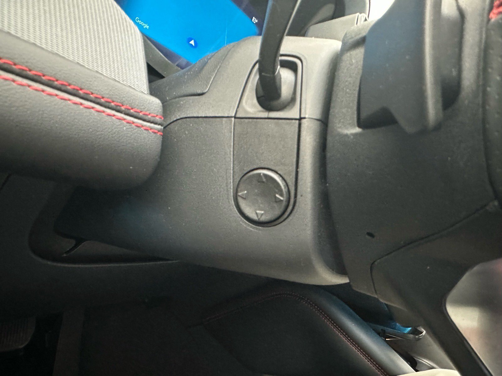 Certified 2025 Ford Explorer ST RWD image 29