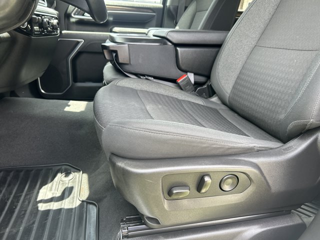 Used 2025 Chevrolet Silverado 2500 LT w/ Convenience Package AWD/4WD image 14