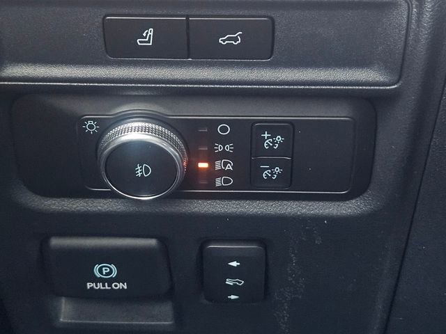 Certified 2022 Ford Expedition XLT image 37