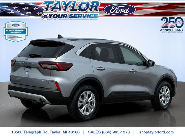 Certified 2024 Ford Escape Active AWD/4WD image 3