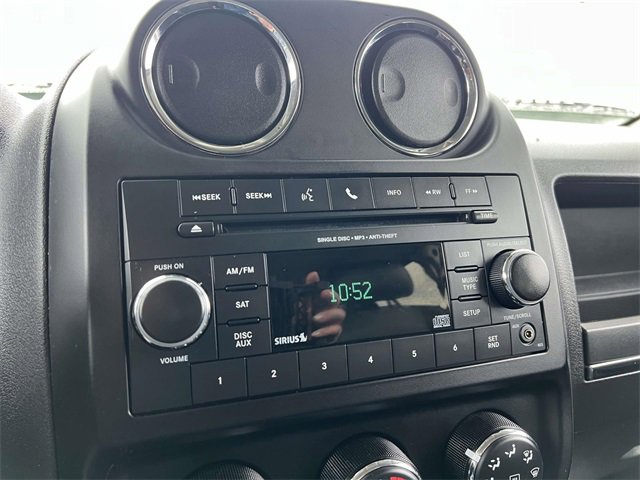 Used 2017 Jeep Patriot Sport w/ Power Value Group image 17