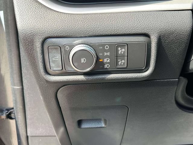 Certified 2020 Ford Explorer XLT w/ Equipment Group 202A AWD/4WD image 33