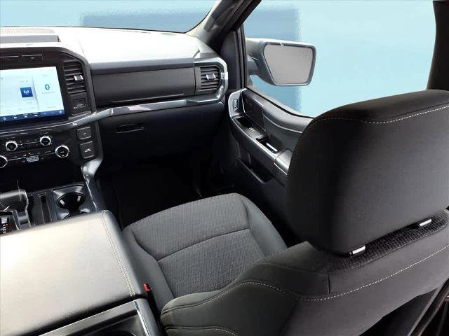 Certified 2022 Ford F150 XLT w/ Equipment Group 302A High image 16